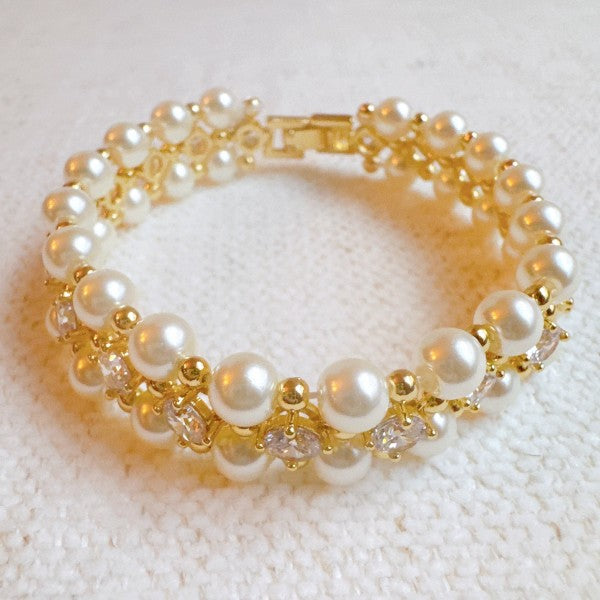  Elegant pearl and crystal bracelet on model for weddings