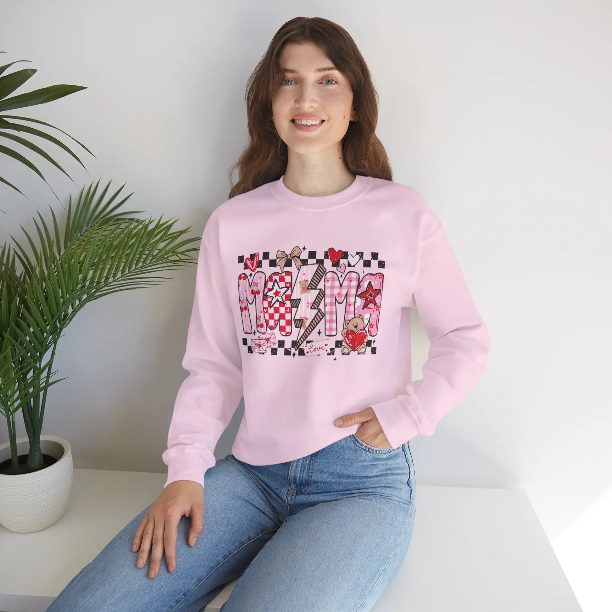 Checkered Valentine Mama Sweatshirt image 7