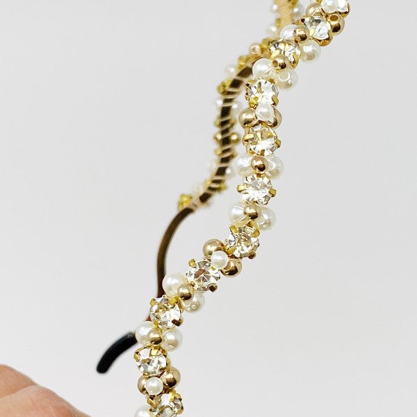 Close-up of pearl and crystal embellished wedding headband